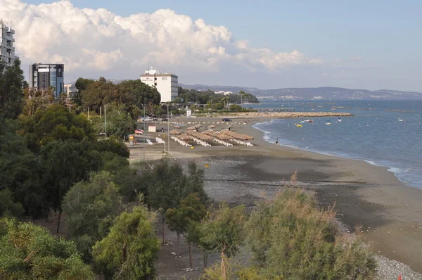 Kıbrıs'ta güzel Limasol Beach