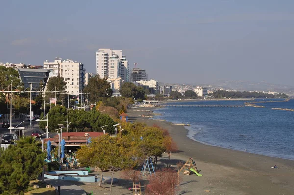 Kıbrıs'ta güzel Limasol Beach