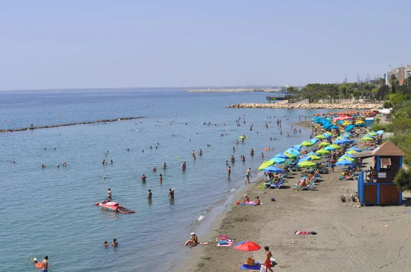 Kıbrıs Güzel Limasol Beach — Stok fotoğraf