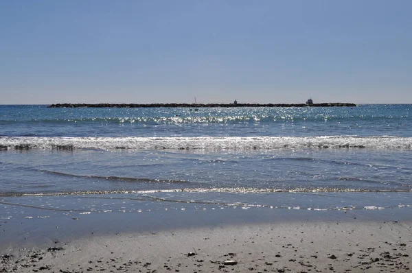 Kıbrıs'ta güzel Limasol Beach