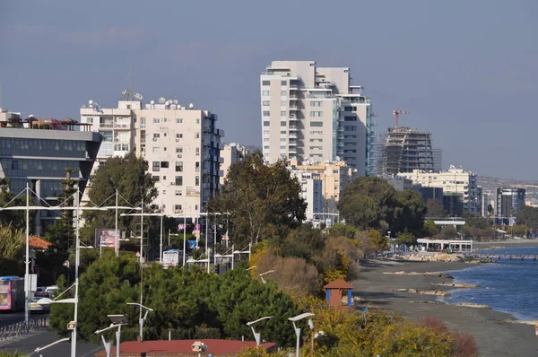 Kıbrıs'ta güzel Limasol Beach