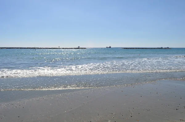 Kıbrıs'ta güzel Limasol Beach