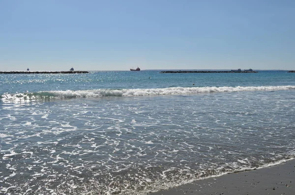 Kıbrıs'ta güzel Limasol Beach
