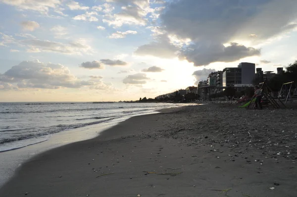 Kıbrıs'ta güzel Limasol Beach