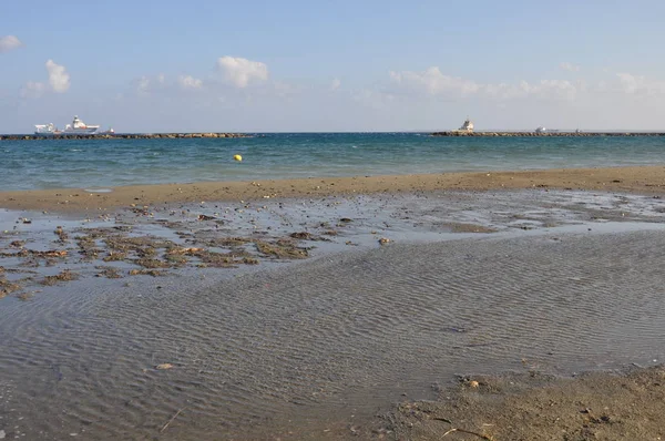 Kıbrıs'ta güzel Limasol Beach