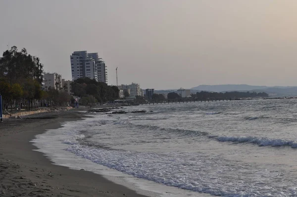 Kıbrıs'ta güzel Limasol Beach