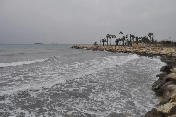 Kıbrıs'ta güzel Limasol Beach