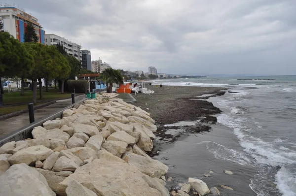 Kıbrıs'ta güzel Limasol Beach