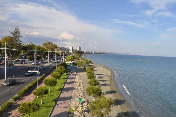 Kıbrıs'ta güzel Limasol Beach