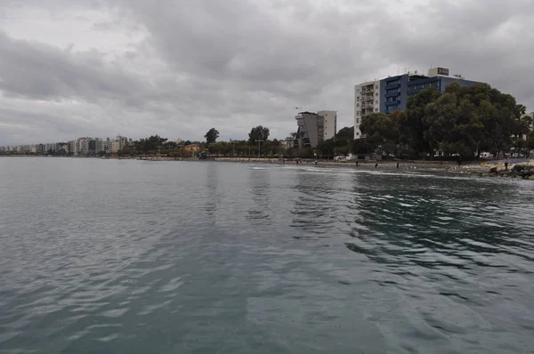 Kıbrıs'ta güzel Limasol Beach