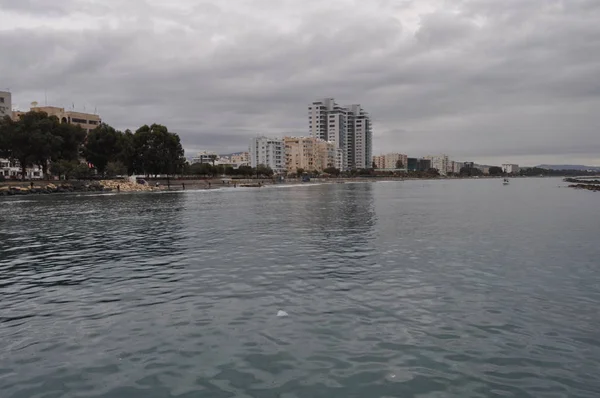 Kıbrıs'ta güzel Limasol Beach
