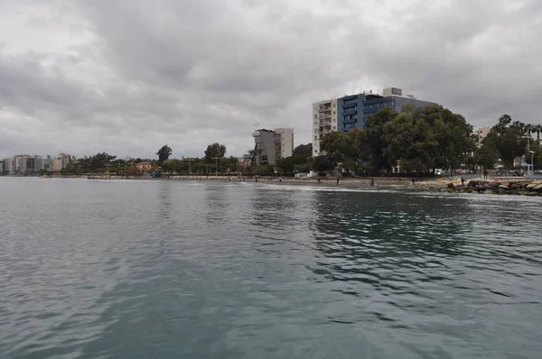 Kıbrıs'ta güzel Limasol Beach
