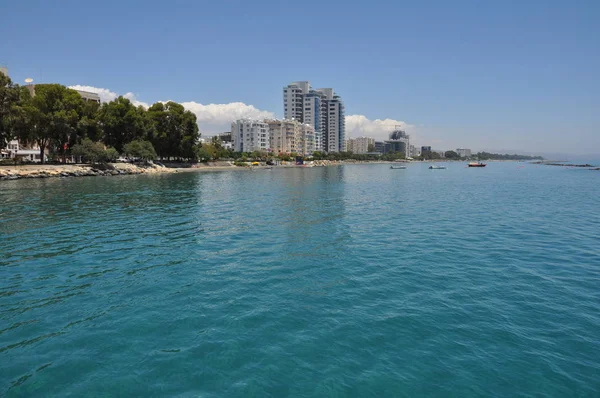 Kıbrıs'ta güzel Limasol Beach