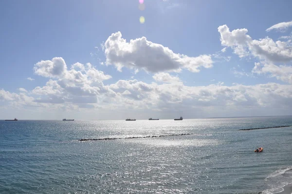 Kıbrıs'ta güzel Limasol Beach