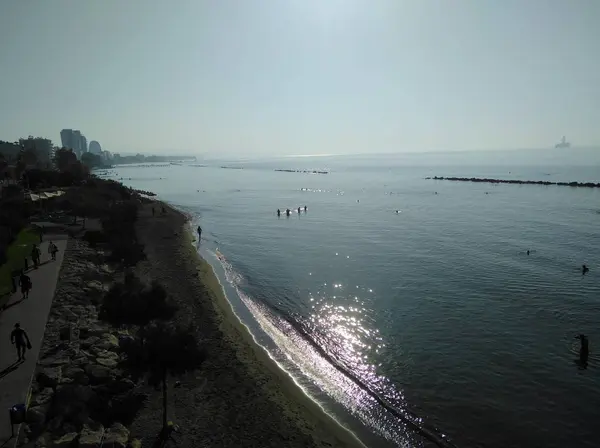 Kıbrıs'ta güzel Limasol Beach