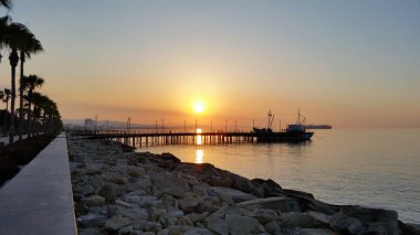 Kıbrıs'ta güzel Limasol Molos