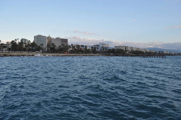 Kıbrıs'ta güzel Limasol Molos