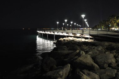 Kıbrıs 'ta Limasol Molos güzel bir gece