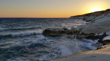  Kıbrıs 'ta güzel Agios Georgios Alamanou Beach Limassol