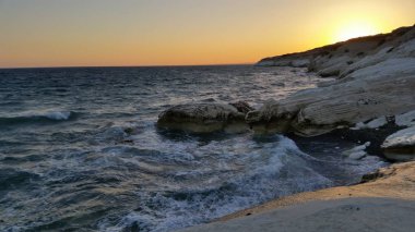  Kıbrıs 'ta güzel Agios Georgios Alamanou Beach Limassol