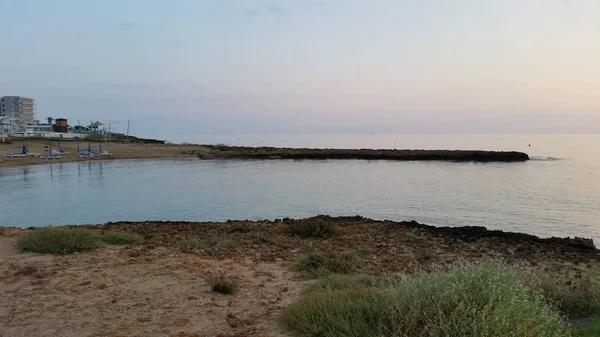 Όμορφη Πρωταράς Παραλία Περνέρα Στην Κύπρο — Φωτογραφία Αρχείου