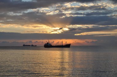 Kargo gemisi ulaşım