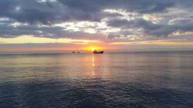 Kargo gemisi ulaşım