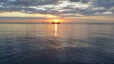 Kargo gemisi ulaşım