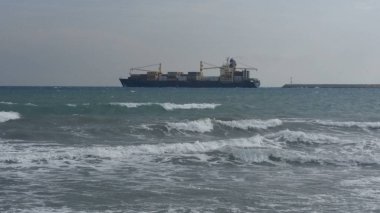 Kargo gemisi ulaşım