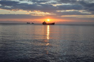 Kargo gemisi ulaşım