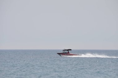 Açık denizde güzel tekne