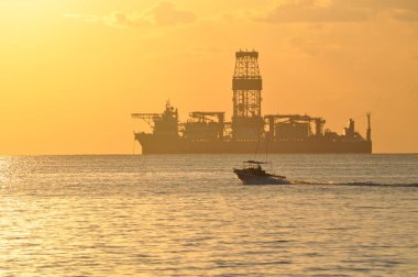 Açık denizde güzel tekne