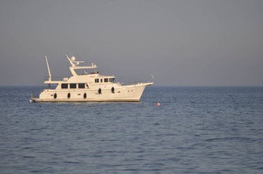 Açık denizde güzel Lüks Yat