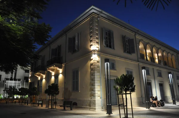 Kıbrıs 'ta güzel bir gece Kıbrıs Teknoloji Üniversitesi (TEPAK) Limasol