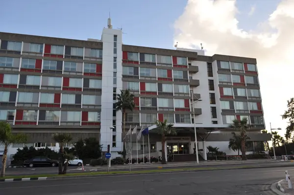 Bela Crowne Plaza Hotel Edifício Limassol Chipre — Fotografia de Stock