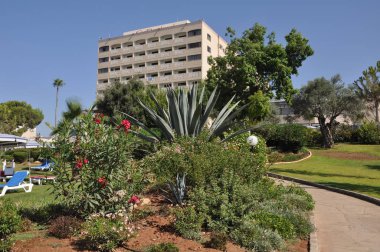 Güzel St Raphael Resort otel binası Limasol Kıbrıs