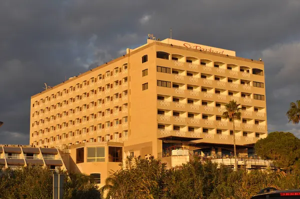 Das Schöne Raphael Resort Hotel Building Limassol Zypern — Stockfoto