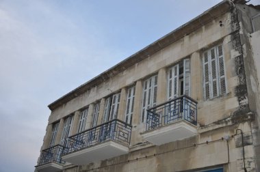 Kıbrıs'ta Limasol bina güzel eski