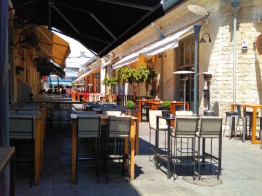 Güzel plaza Kıbrıs'taki eski Limasol