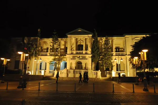Las Oficinas Administración Distrito Noche Limassol Chipre — Foto de Stock