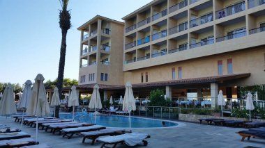 Güzel Thalassa otel Kıbrıs Paphos Binası