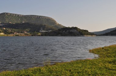 Kıbrıs'ta güzel Akrounta Barajı
