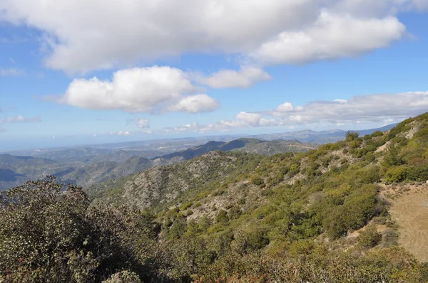 Πανέμορφο Φυσικό Ορεινό Τοπίο Του Κυπριακού Ορεινού Όγκου Στο Φόντο — Φωτογραφία Αρχείου