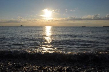 Güzel doğal deniz manzarası