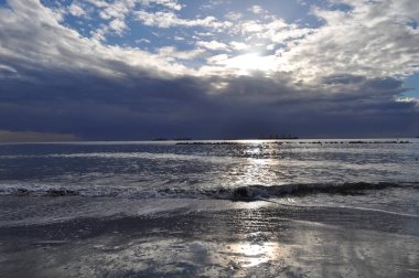 Güzel doğal deniz manzarası
