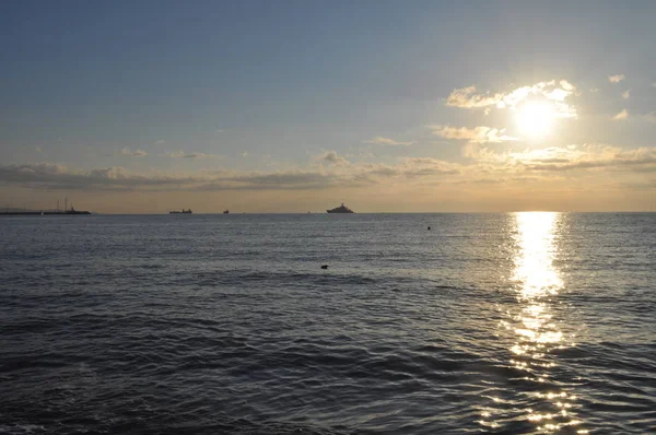 Güzel doğal deniz manzarası