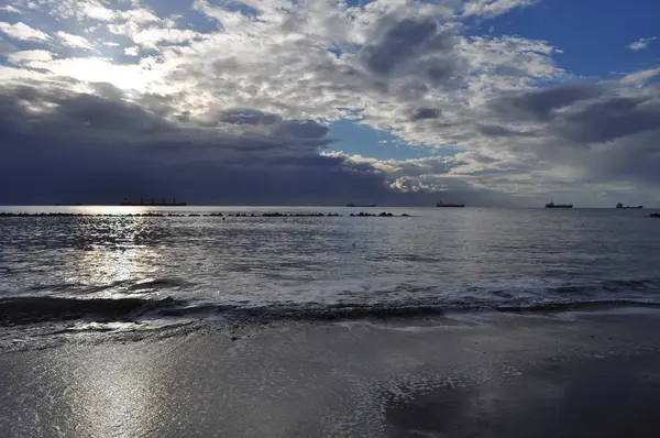 Güzel doğal deniz manzarası
