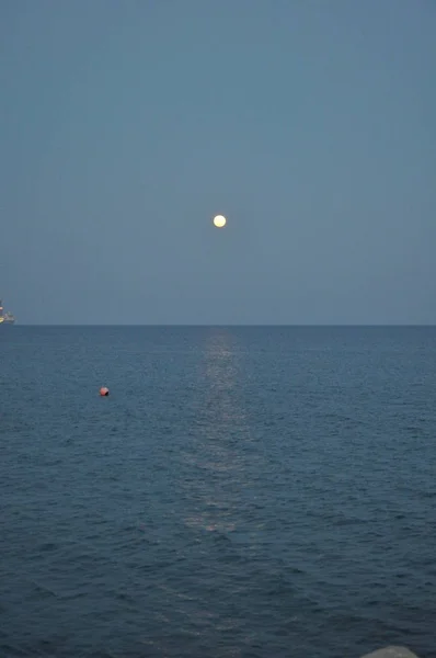 美しい夜の自然の海の風景 — ストック写真