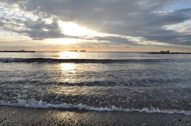 Güzel gün batımı doğal deniz manzara