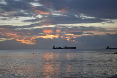 Güzel gün batımı doğal deniz manzara